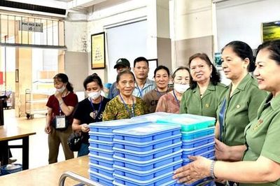250 suất cơm nhân ái lan tỏa nghĩa tình cựu Thanh niên xung phong phường Yên Hòa