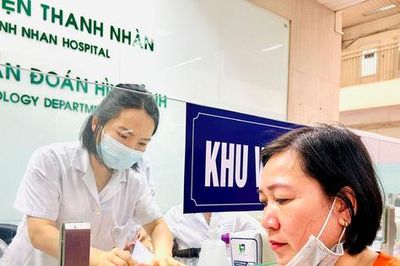 Phường Hoàng Mai tổ chức khám sức khỏe miễn phí cho người dân