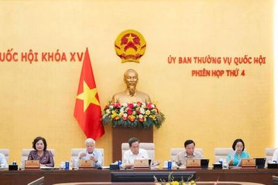 Nghiên cứu bổ sung cơ chế hỗ trợ để người dân, doanh nghiệp tiếp cận pháp luật