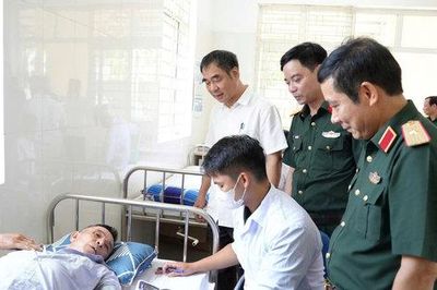 Phường Yên Nghĩa tổ chức khám bệnh và cấp thuốc miễn phí cho người có công