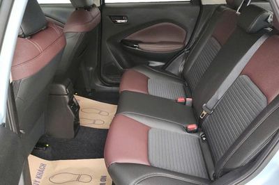 Vì sao giá lăn bánh Suzuki Fronx bất ngờ giảm kỷ lục, rẻ hơn cả Kia Morning, Hyundai Grand i10?