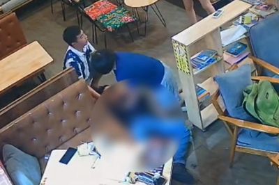 Nữ điều dưỡng trưởng cứu nam thanh niên ngừng tuần hoàn trong quán cà phê