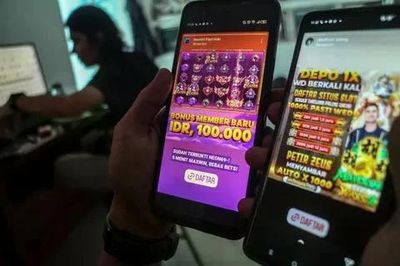 Indonesia 'tuyên chiến' với cờ bạc mạng: xóa sổ 3,7 triệu trang web, phong tỏa hàng vạn tài khoản ngân hàng
