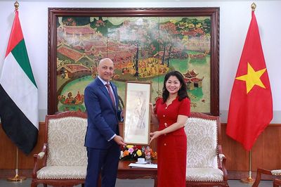 Tăng cường kết nối văn hóa, du lịch với UAE