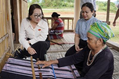 Quảng Ngãi: Khảo sát công tác bảo tồn bản sắc văn hóa đồng bào Hrê tại xã Ba Động