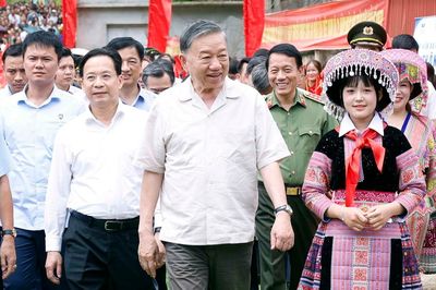Tổng Bí thư, Chủ tịch nước Tô Lâm dự Ngày hội Toàn dân bảo vệ an ninh Tổ quốc tại Sơn La
