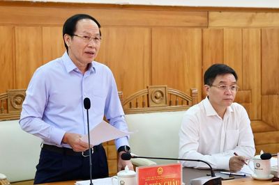 Phó Thủ tướng Lê Tiến Châu: Huế phải đi đầu trong thực hiện Nghị quyết 80-NQ/TW của Bộ Chính trị