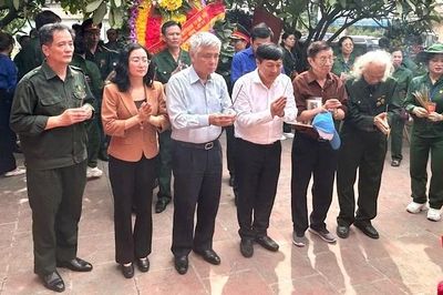 Hà Nội tri ân lực lượng thanh niên xung phong