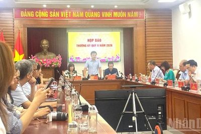 Xử lý 23 cơ quan báo chí đăng bài về cuốn sách 'Chuyện với Thanh-Lời kể mới về ánh sáng'