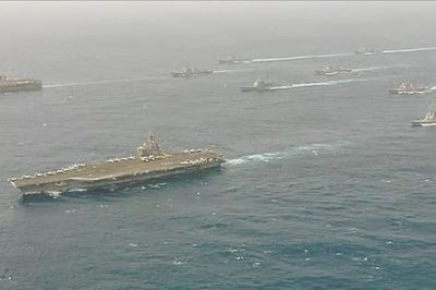 Mỹ - Iran 'đấu' phí quá cảnh qua eo biển Hormuz