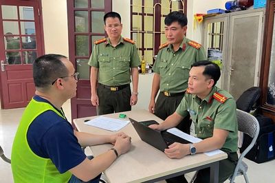 Triệt phá đường dây cờ bạc trực tuyến xuyên quốc gia với hơn 30.000 thành viên