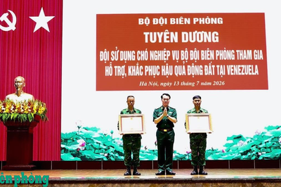 Tỏa sáng hình ảnh Bộ đội Cụ Hồ giữa tâm chấn thảm họa