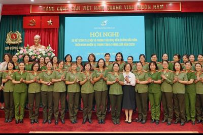 Phụ nữ CAND tạo dấu ấn với 5 chuyển biến nổi bật trong 6 tháng đầu năm 2026