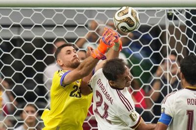 Trực tiếp bán kết Pháp vs Tây Ban Nha 0-2 (hiệp 2): Unai Simon khiến Les Bleus nản lòng