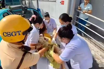 CSGT mở đường đưa sản phụ đến bệnh viện nhận được 'mưa' lời khen