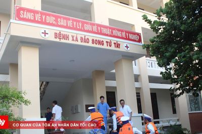 Bệnh xá Song Tử Tây cấp cứu kịp thời ngư dân trên biển