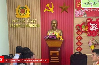 Xử phạt nữ tài xế cố băng qua đường sắt khi đèn tín hiệu đã cảnh báo