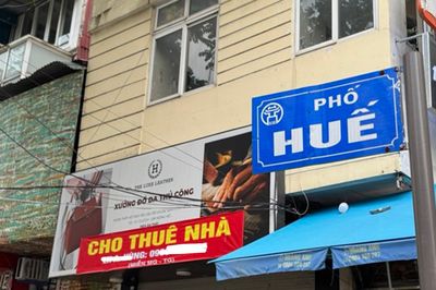 Nhà mặt phố tiền tỷ khó bán, người mua dè chừng quy hoạch