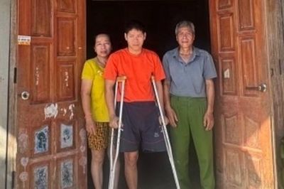 Tai nạn mất một chân, chàng trai dân tộc Tày ước được lắp chân giả