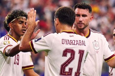 Tây Ban Nha hạ gục Pháp vào chung kết World Cup: Quyền uy 'La Roja'