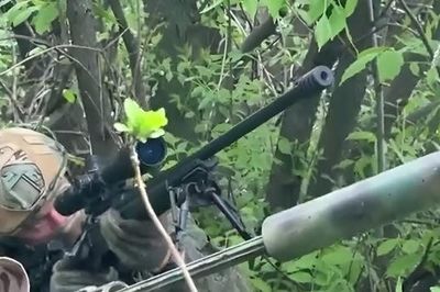 Lính bắn tỉa Nga chia sẻ kinh nghiệm đối phó UAV Ukraine trên tiền tuyến