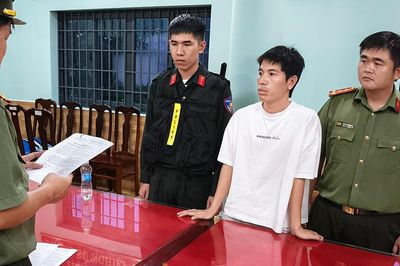 Khởi tố 2 người giúp nhóm công dân Trung Quốc lưu trú trái phép tại Phú Quốc