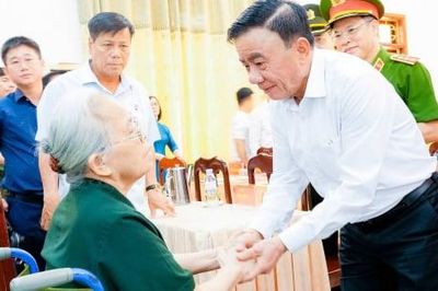 Thường trực Ban Bí thư Trần Cẩm Tú: Đời đời tri ân công ơn của các anh hùng liệt sĩ, các thương binh, bệnh binh
