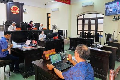 Phối hợp tổ chức phiên tòa rút kinh nghiệm vụ án hành chính