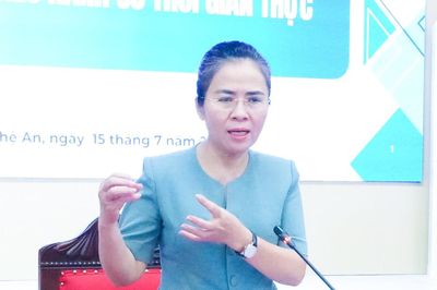 Phó Bí thư Tỉnh ủy Võ Thị Minh Sinh yêu cầu triển khai thử nghiệm 'Nền tảng điều hành số thời gian thực' phục vụ công tác lãnh đạo, điều hành