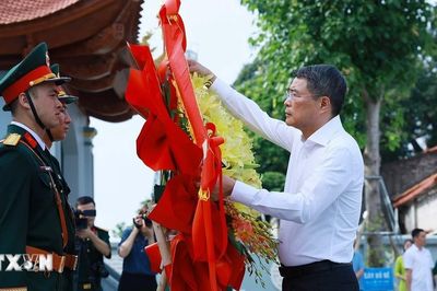 Thủ tướng Lê Minh Hưng tri ân các Anh hùng liệt sỹ tại tỉnh Lạng Sơn