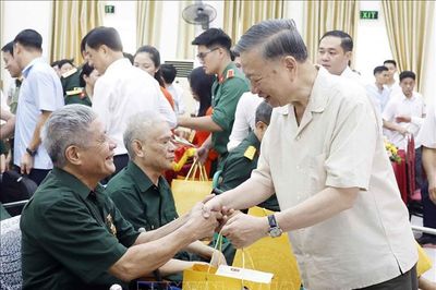 Tổng Bí thư, Chủ tịch nước Tô Lâm thăm Trung tâm Điều dưỡng thương binh Thuận Thành