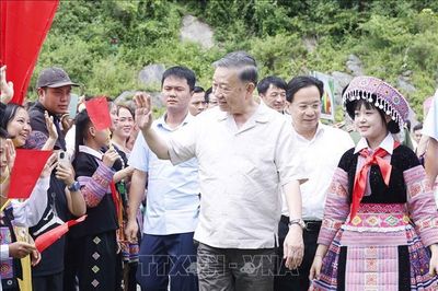 Tổng Bí thư, Chủ tịch nước dự Ngày hội Toàn dân bảo vệ an ninh Tổ quốc tại Sơn La