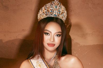 Mai Ngô đi thi trễ ở Hoa hậu Siêu quốc gia