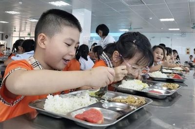 Hà Nội: Nâng mức hỗ trợ bữa ăn bán trú cho học sinh tiểu học