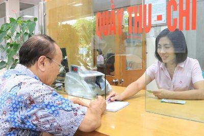 Lạng Sơn: Sôi nổi ngày hội 'Gửi tiền tiết kiệm, chung tay vì người nghèo'