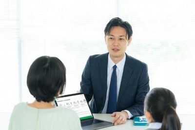 Nhân sự bất động sản, ngân hàng lâu năm chuyển sang tư vấn bảo hiểm
