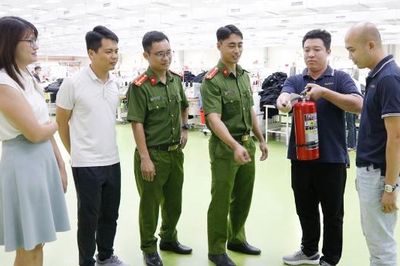 Chuyển đổi số trong lĩnh vực phòng cháy, chữa cháy: Cắt giảm thủ tục, tạo thuận lợi cho người dân, doanh nghiệp