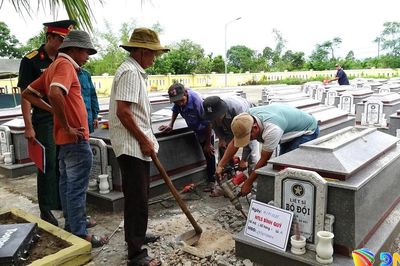 Xã Thăng Bình lấy mẫu ADN 184 hài cốt liệt sĩ phục vụ xác định danh tính