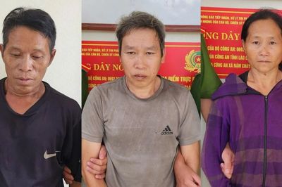 Công an xã Nậm Chày truy bắt nhóm đối tượng tổ chức sử dụng trái phép chất ma túy trong rừng sâu