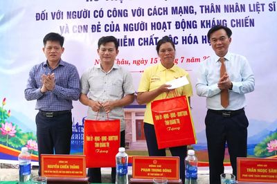 Khởi công xây dựng nhà ở cho gia đình chính sách