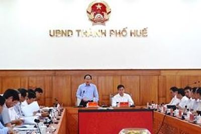 TP. Huế phải chuyển trạng thái điều hành để giữ mục tiêu tăng trưởng trên 10%