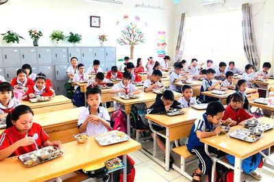 Hà Nội: Gắn trách nhiệm người đứng đầu trường học với an toàn bữa ăn bán trú