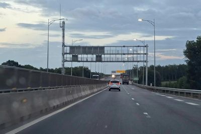 Chính thức thu phí 5 đoạn tuyến cao tốc Bắc - Nam từ Bãi Vọt đến Cam Lộ