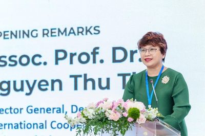 Trường đại học không nên bắt đầu bằng câu hỏi 'làm thế nào để tăng hạng'