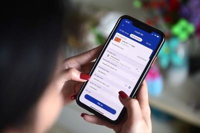 Dùng tài khoản ngân hàng thế nào để không sập bẫy lừa đảo?