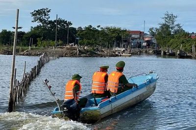 Ngăn chặn nạn khai thác thủy sản theo kiểu tận diệt trên đầm phá Tam Giang – Cầu Hai