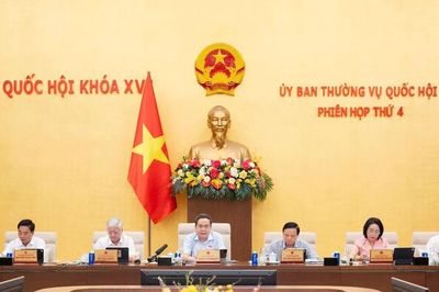 Chủ tịch Quốc hội lưu ý siết chặt quy định khai bổ sung hồ sơ hải quan