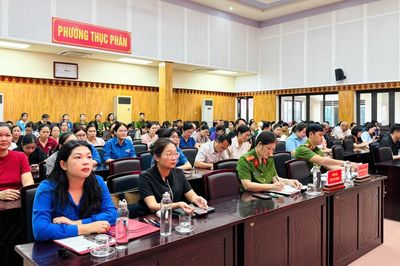 Phường Thục Phán triển khai Chiến dịch 'Mùa hè số cùng VNeID, hướng dẫn công dân số, đồng hành cùng nhân dân thực hiện Đề án 06'