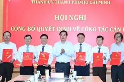 Bổ sung 6 cán bộ cho Ban Nghiên cứu phát triển TPHCM