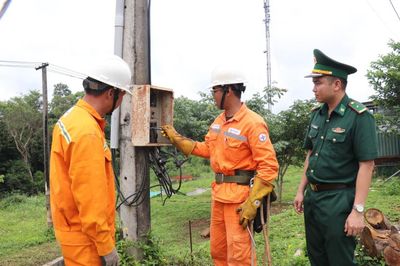 Hạ tầng điện góp phần củng cố thế trận biên phòng toàn dân